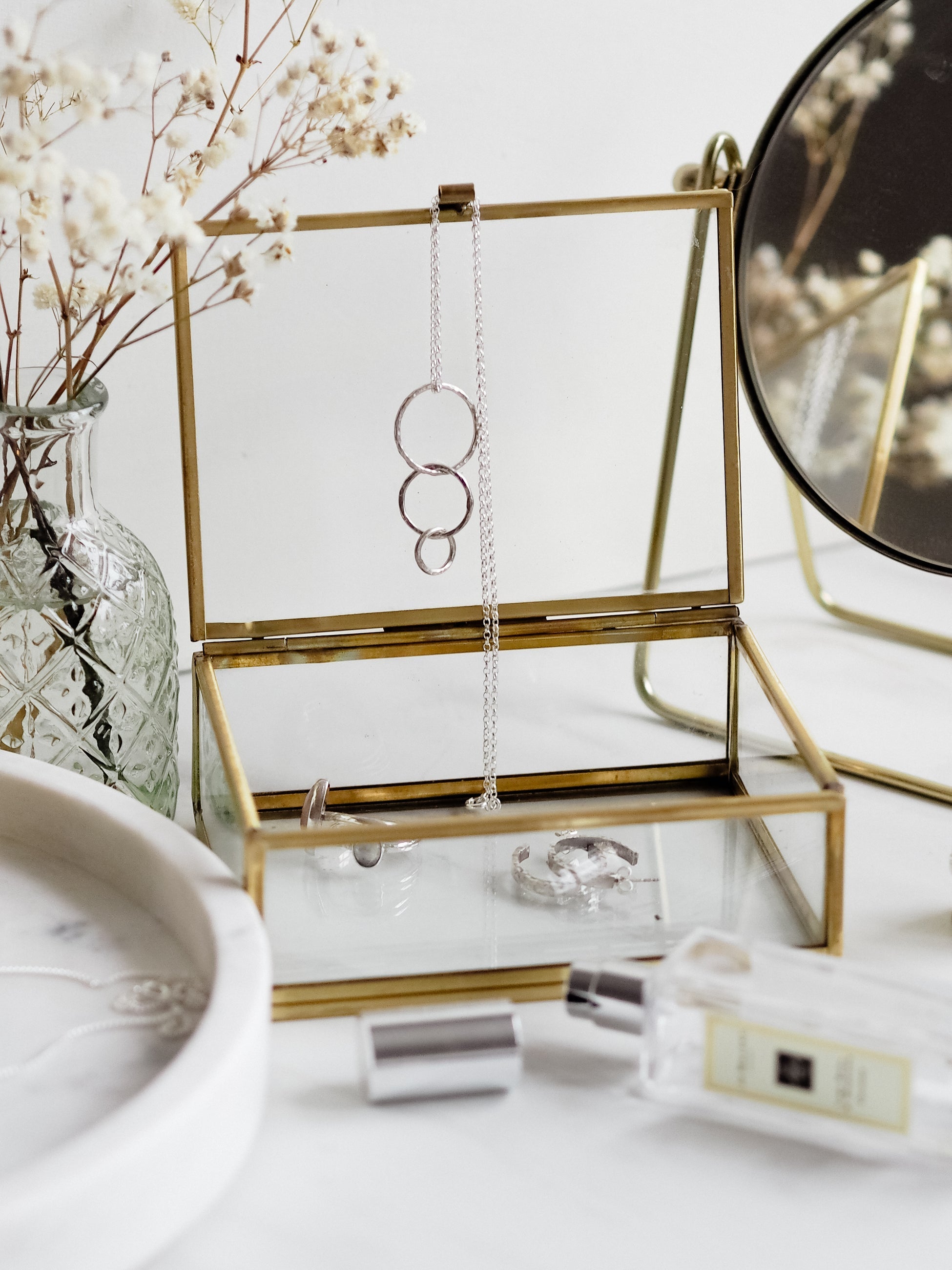 Women's sterling silver jewellery