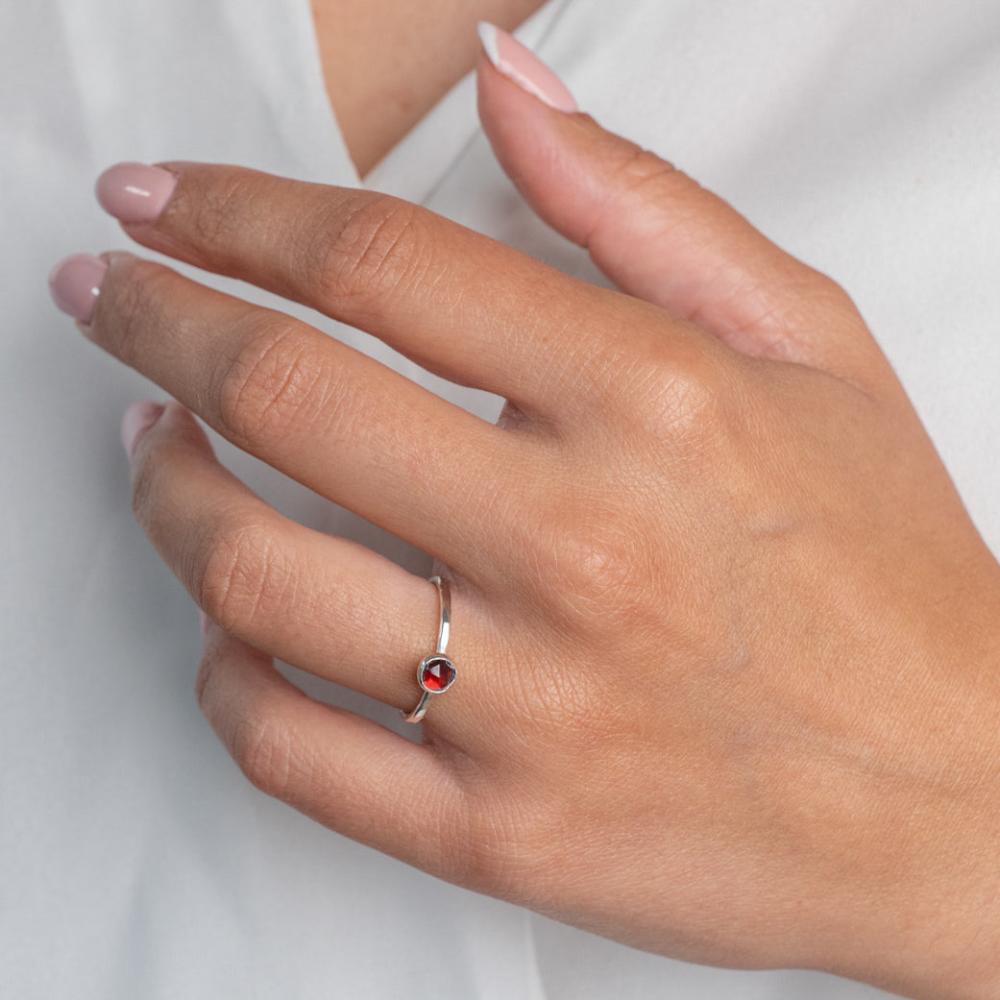 Rhodolite Garnet gemstone Sterling Silver Stacking Ring with Hammered Textured band, worn by model